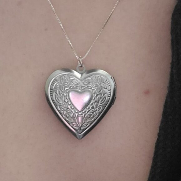 Silver-toned heart locket pendant charm (charm only, chain not included) - Picture 2 of 3